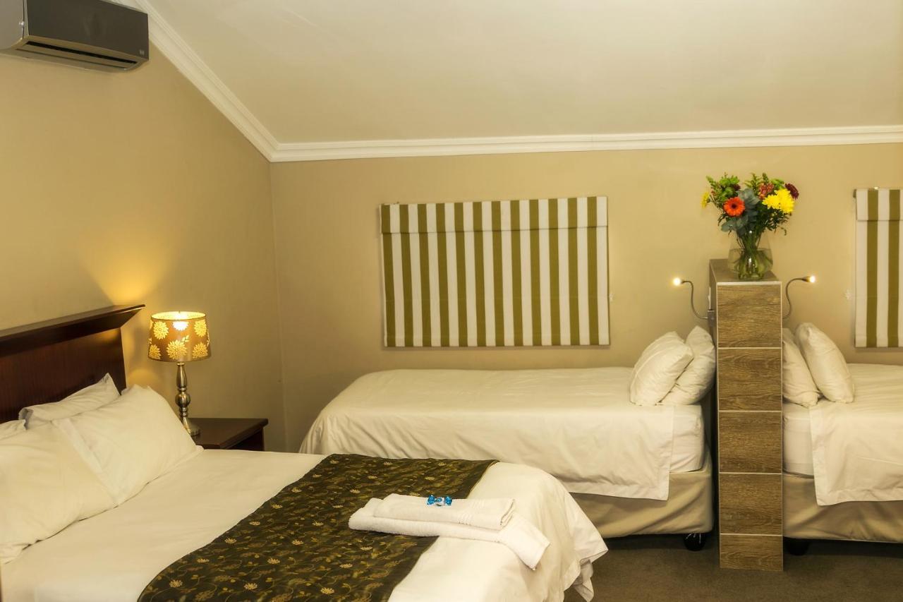 Mondior Manor Guest House Kimberley Esterno foto
