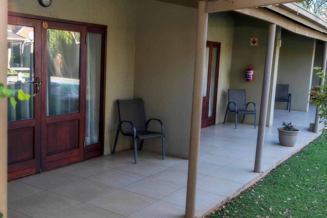 Mondior Manor Guest House Kimberley Esterno foto
